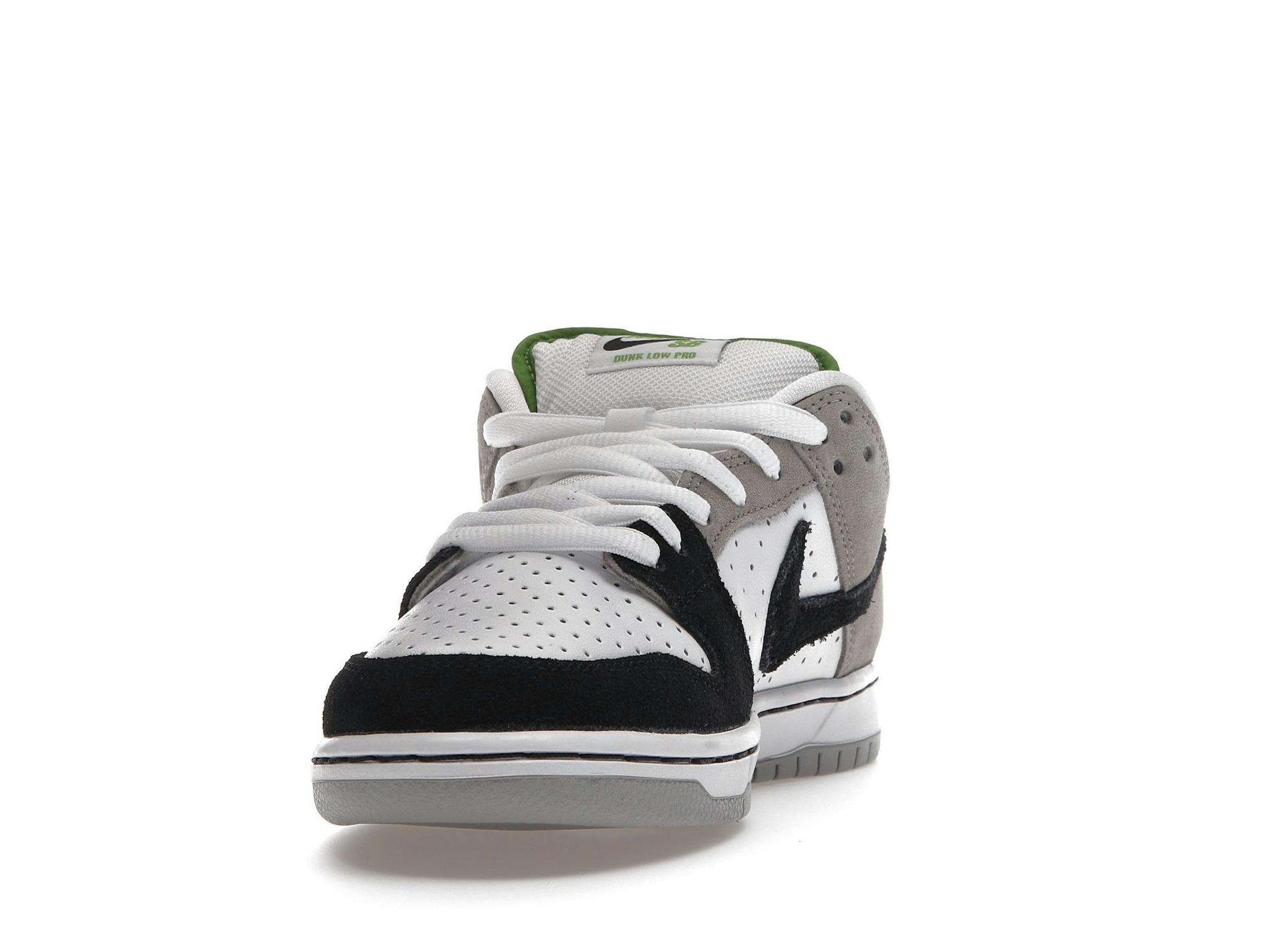 SB Dunk Low Chlorophyll BQ6817-011 Sneakers - Image 4