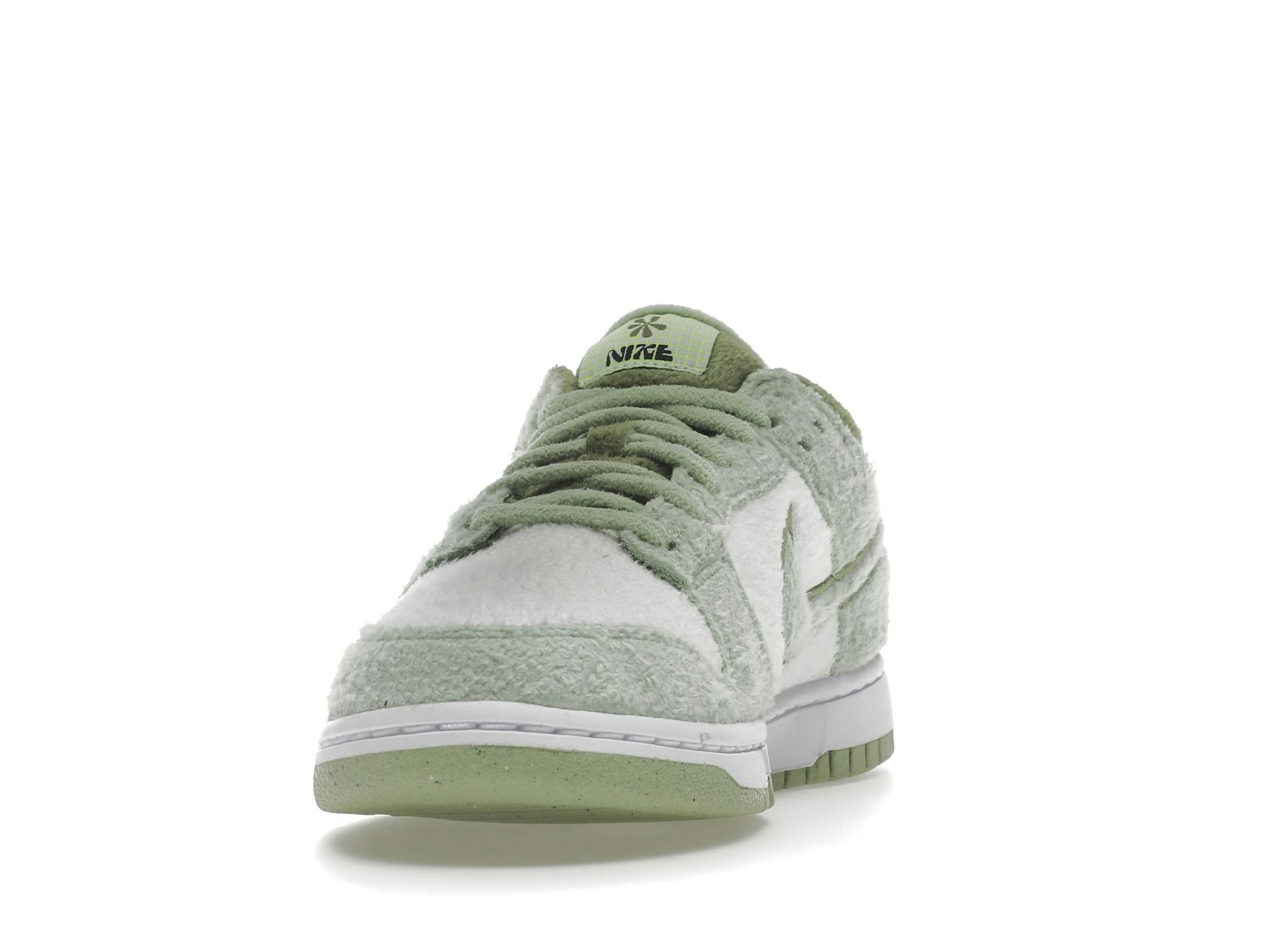 Dunk Low SE Fleece Pack Honeydew Women’s DQ7579-300 - Image 4