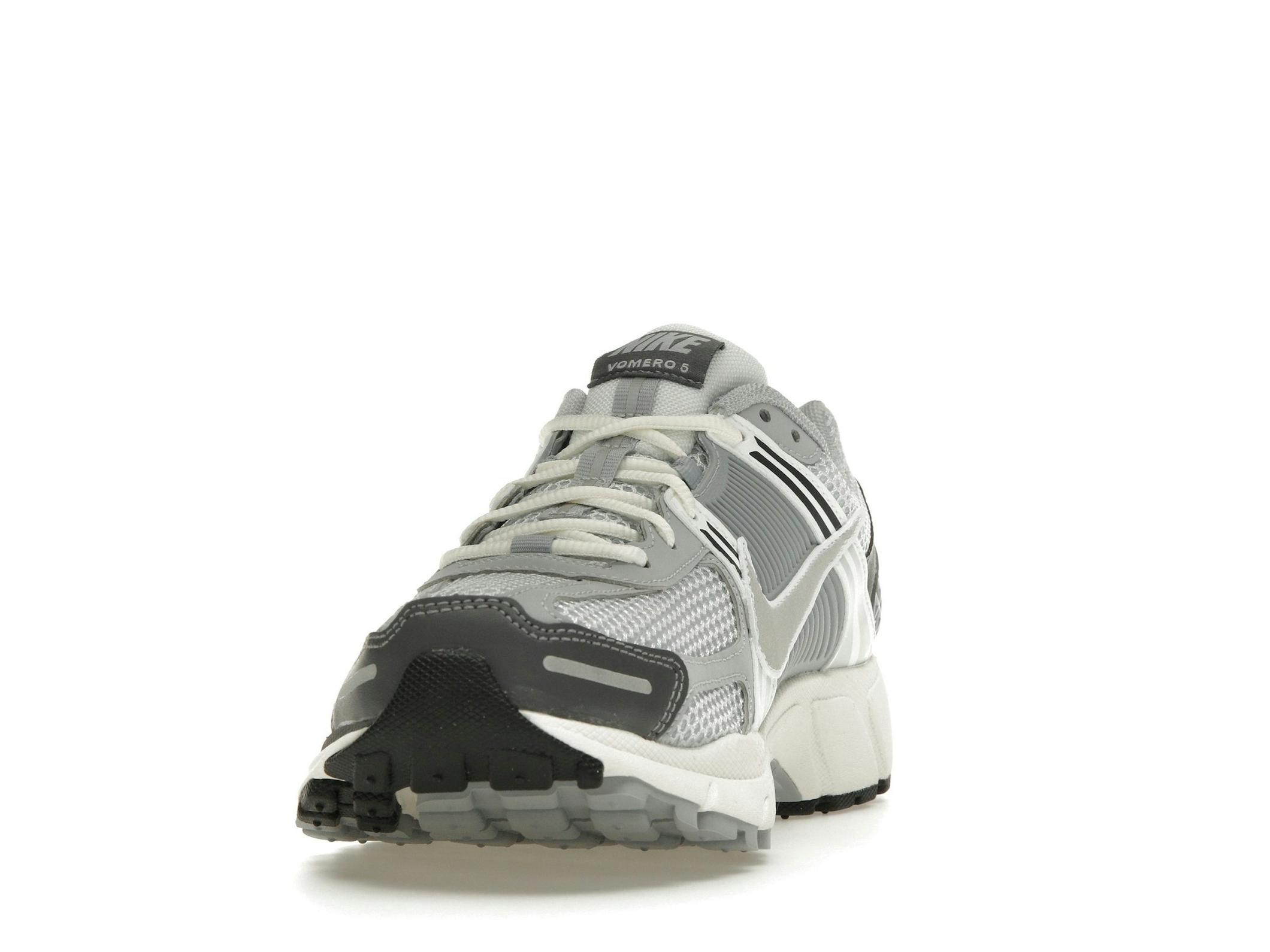 Air Zoom Vomero 5 Women’s Pure Platinum FD9919-001 - Image 4