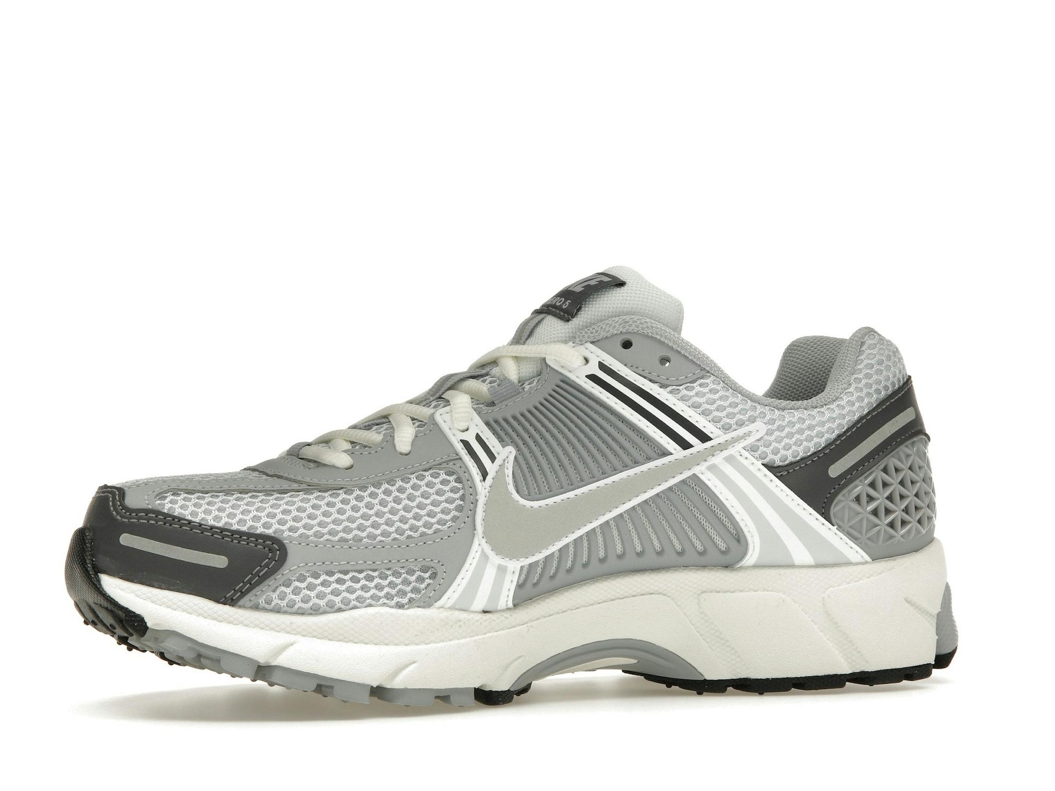 Air Zoom Vomero 5 Women’s Pure Platinum FD9919-001 - Image 5