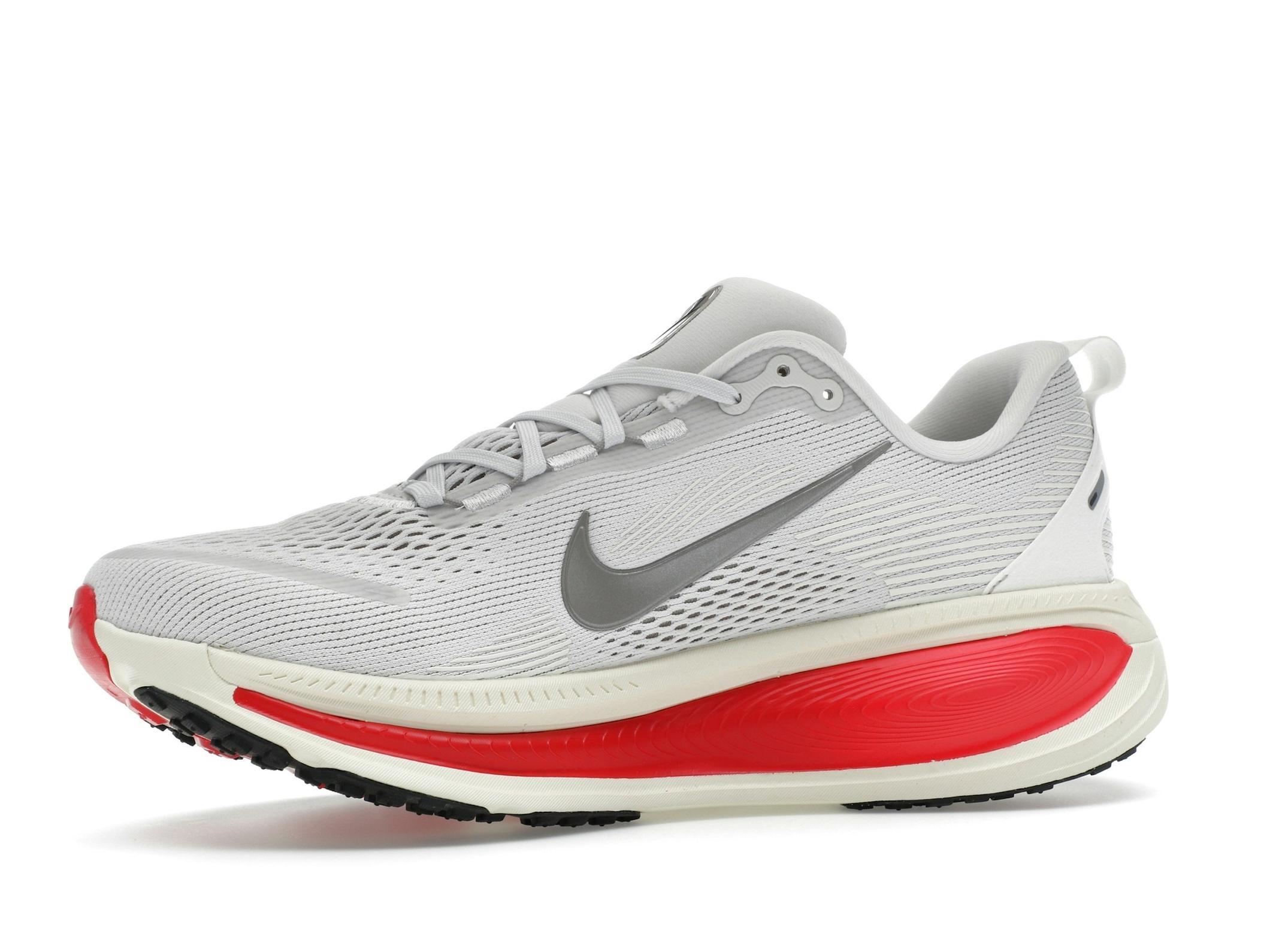 Vomero 18 Platinum Tint Red Running Shoes HM6803-001 - Image 5